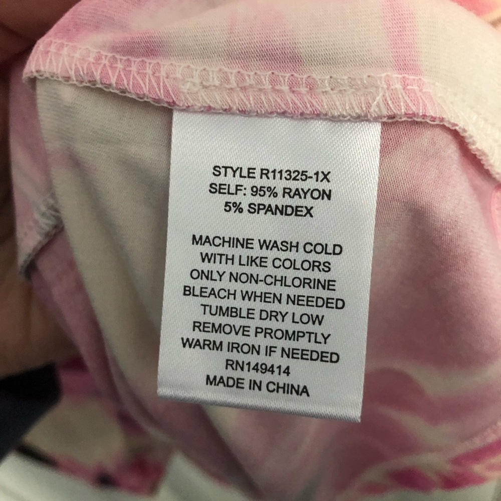 Johnny Was NWT 2X Plus top the Janie favorite mock neck stretchy tee PINK Floral - Picture 5 of 14